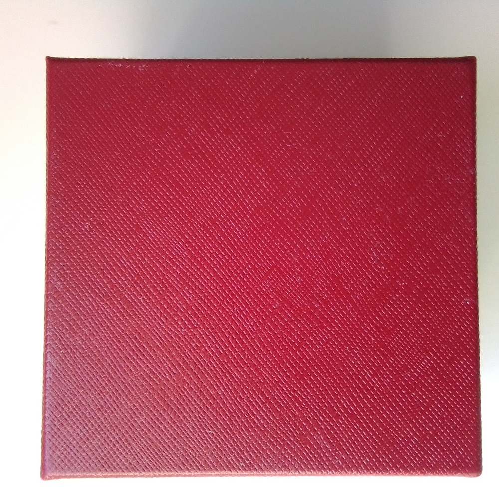 Authentic Cartier gift box (empty) - Picture 6 of 7
